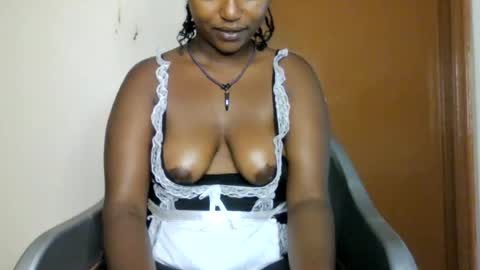 Snapshot of sweet_ebony001 chatting on July 7, 6:47 am sweet_ebony001 online show from July 7, 6:47 am
