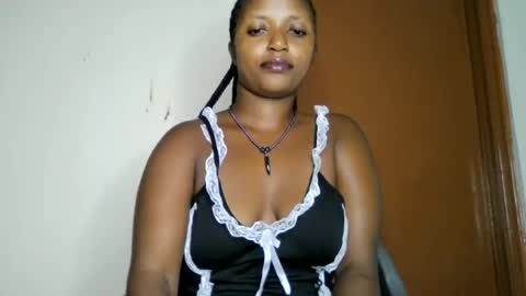 Snapshot of sweet_ebony001 chatting on July 21, 6:54 pm sweet_ebony001 online show from July 21, 6:54 pm