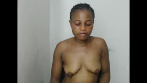 Snapshot of sweet_ebonycum chatting on April 30, 8:20 am sweet_ebonycum online show from April 30, 8:20 am