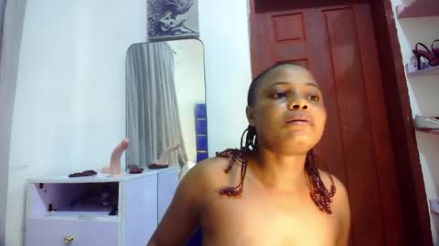 Snapshot of sweet_ebonycum chatting on July 4, 8:37 pm sweet_ebonycum online show from July 4, 8:37 pm