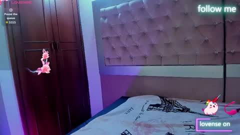  emmili  online show from February 12, 11:49 am