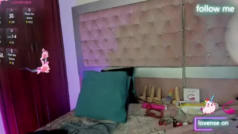  emmili  online show from March 31, 12:05 pm