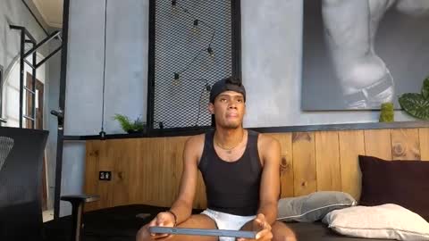 sweet_ethan_ online show from December 4, 5:06 am