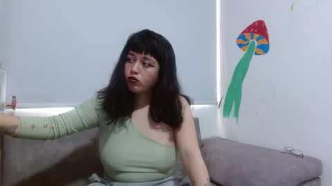 Snapshot of sweet_ferr chatting on July 3, 3:51 pm sweet_ferr online show from July 3, 3:51 pm