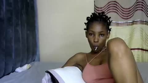 sweet_freaky online show from May 30, 4:09 am