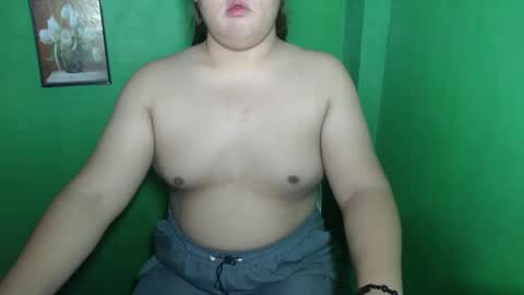 sweet_frex123 online show from September 12, 12:33 am