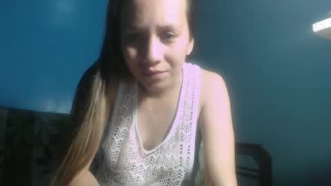 Snapshot of sweet_girlyxx chatting on December 7, 11:51 am girly online show from December 7, 11:51 am