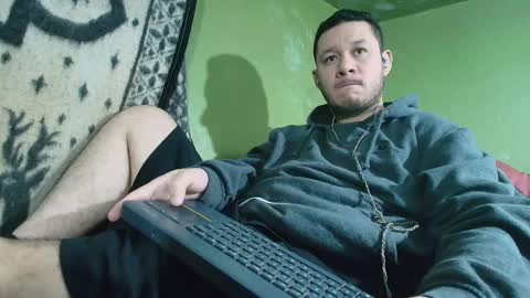 sweet_guy36 online show from September 28, 2:22 pm