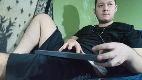sweet_guy36 online show from September 29, 6:02 pm