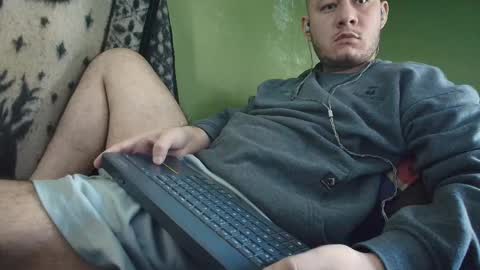 sweet_guy36 online show from October 3, 3:42 pm