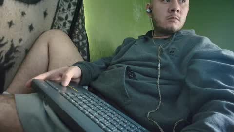 sweet_guy36 online show from October 5, 2:37 pm