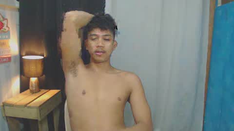 sweet_guyxx online show from January 21, 4:05 pm