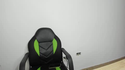 Hanna online show from February 15, 10:10 pm