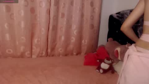 Hannah online show from October 17, 10:07 am