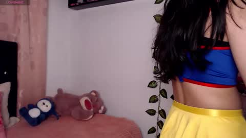 Hannah online show from November 17, 9:48 am