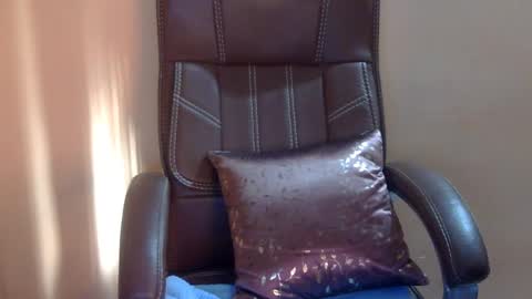 sweet_kanchi online show from March 29, 3:06 am