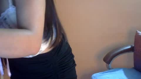 sweet_kanchi online show from May 14, 7:42 pm