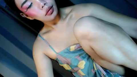 sweet_katrina69 online show from December 3, 10:35 am