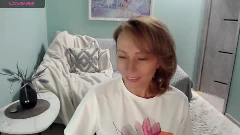 Helen online show from October 12, 6:45 am