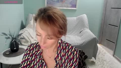 Helen online show from October 14, 5:52 am
