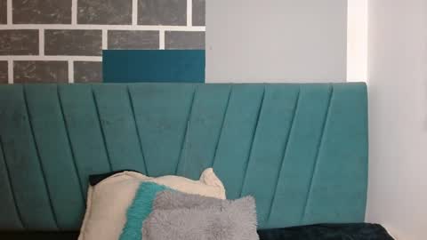 Snapshot of sweet_kitty_05 chatting on April 15, 12:50 am sweet_kitty_05 online show from April 15, 12:50 am