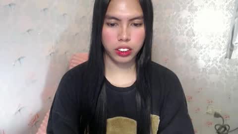 Snapshot of sweet_kyline69 chatting on October 14, 5:03 pm sweet_kyline69 online show from October 14, 5:03 pm