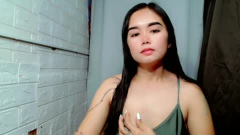 Snapshot of sweet_laika chatting on June 23, 1:47 am LAIKA online show from June 23, 1:47 am
