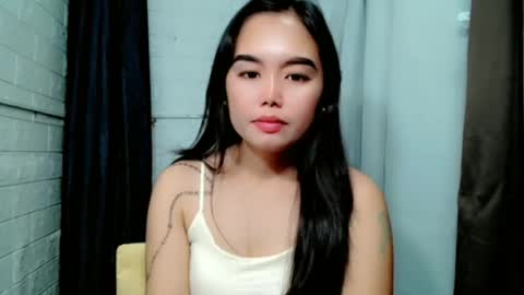 Snapshot of sweet_laika chatting on June 30, 4:57 am LAIKA online show from June 30, 4:57 am