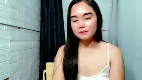 Snapshot of sweet_laika chatting on July 3, 1:12 am LAIKA online show from July 3, 1:12 am
