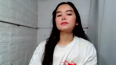 Snapshot of sweet_laika chatting on July 28, 1:56 am LAIKA online show from July 28, 1:56 am