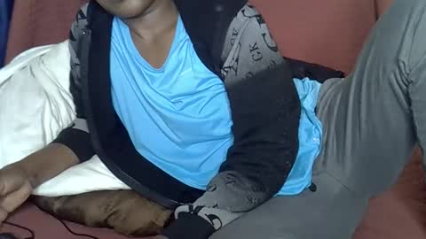 Snapshot of sweet_lessly chatting on February 21, 9:16 pm sweet_lessly online show from February 21, 9:16 pm