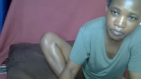 Snapshot of sweet_lessly chatting on February 25, 9:35 pm sweet_lessly online show from February 25, 9:35 pm