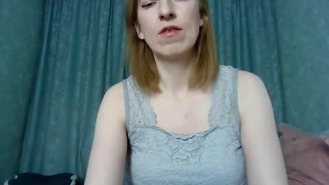 sweet_lilbunny online show from February 12, 4:24 pm