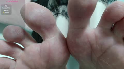 Snapshot of sweet_lilbunny chatting on July 17, 5:18 pm sweet_lilbunny online show from July 17, 5:18 pm
