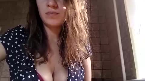 Anna online show from February 8, 9:46 am