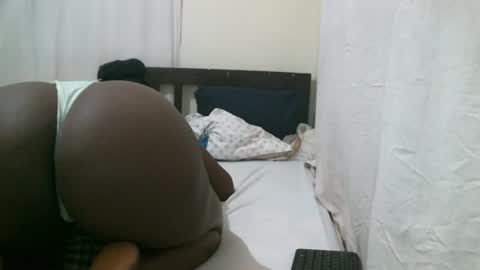 sweet_lilianah online show from February 14, 3:00 am