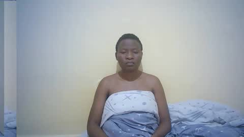 Snapshot of sweet_lily2 chatting on December 5, 10:33 am sweet_lily2 online show from December 5, 10:33 am