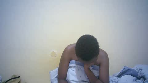 Snapshot of sweet_lily2 chatting on December 6, 2:46 am sweet_lily2 online show from December 6, 2:46 am