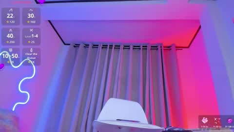 Miss Mackensy online show from November 28, 12:02 am