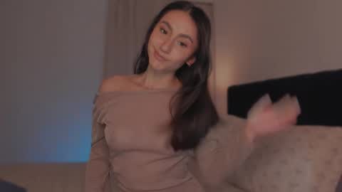 Snapshot of sweet_mara_cat chatting on December 18, 12:17 am Mor online show from December 18, 12:17 am