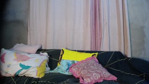 Snapshot of sweet_marga18 chatting on February 17, 1:42 pm marga online show from February 17, 1:42 pm