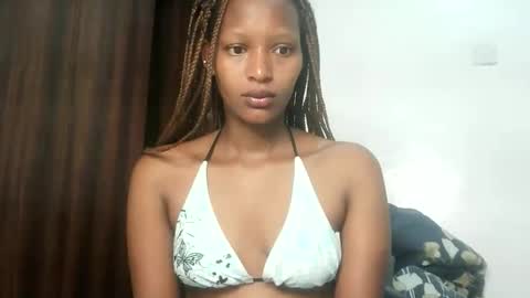 Linda online show from January 19, 1:42 am