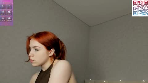 Mia online show from February 15, 1:31 pm