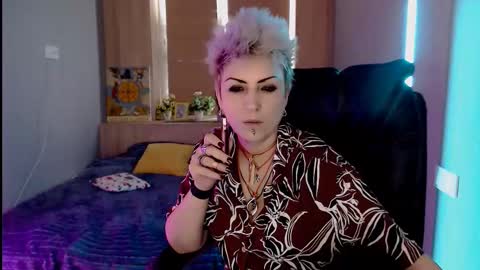 sweet_n_strong online show from March 1, 6:15 am