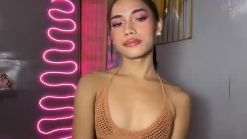 sweet_nikki03 online show from May 3, 10:10 am