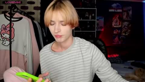 kira online show from July 20, 2:52 pm