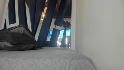 Snapshot of sweet_porn_ chatting on September 20, 11:00 am Naty online show from September 20, 11:00 am