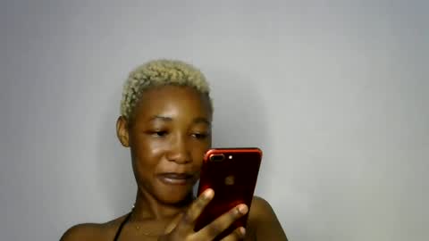Snapshot of sweet_pussy04 chatting on June 26, 5:50 pm sweet girl online show from June 26, 5:50 pm