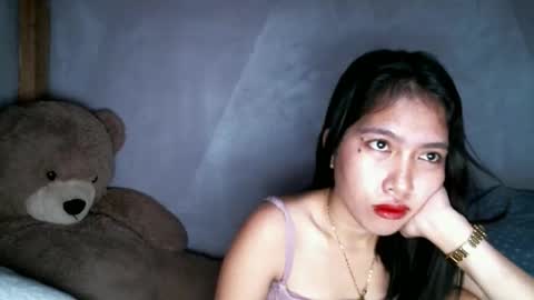 Snapshot of sweet_pussybaby chatting on February 27, 3:17 am sweet_pussybaby online show from February 27, 3:17 am