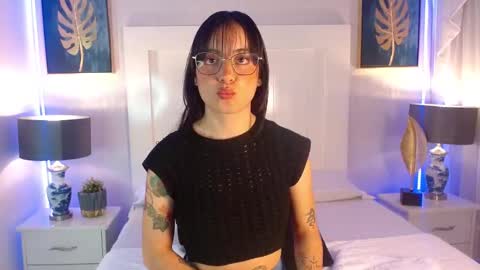   online show from September 26, 8:24 pm